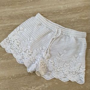 Y2K 90”s Victorian  Romantic Abercrombie and Fitch white crochet shorts size S